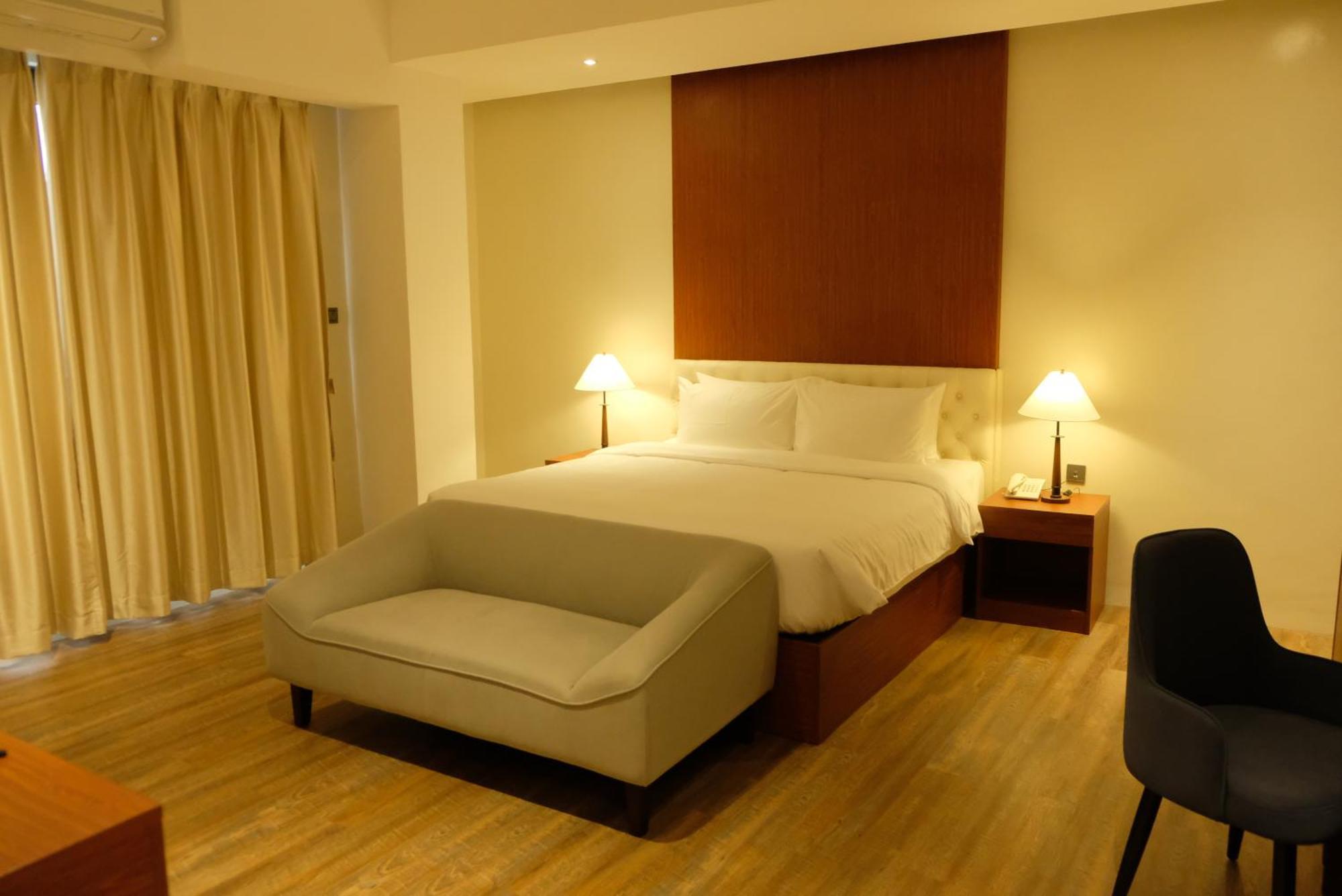 Villa Isabel Hotel Sorsogon Kültér fotó